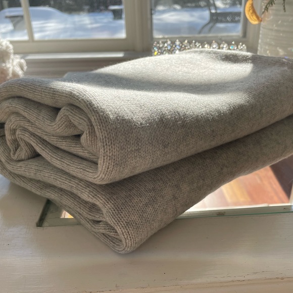 Babaton Aritizia cashmere wool wrap sweater grey - Picture 7 of 8